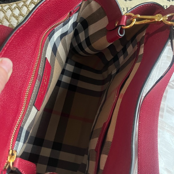 Authentic Burberry Medium Soft Grain Leather Buckle Shoulder Bag - Picture 9 of 10